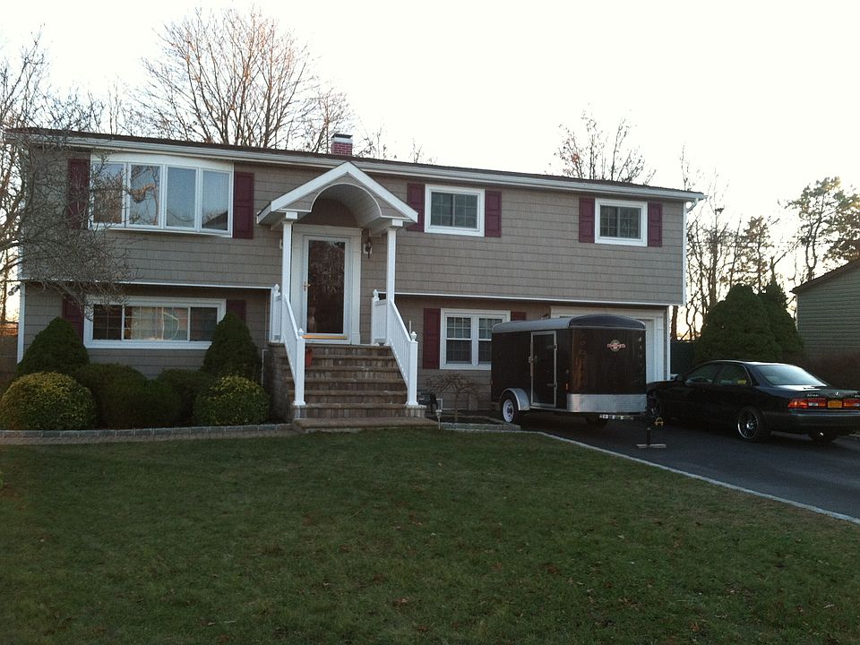 1st image of 62 Appel Dr E