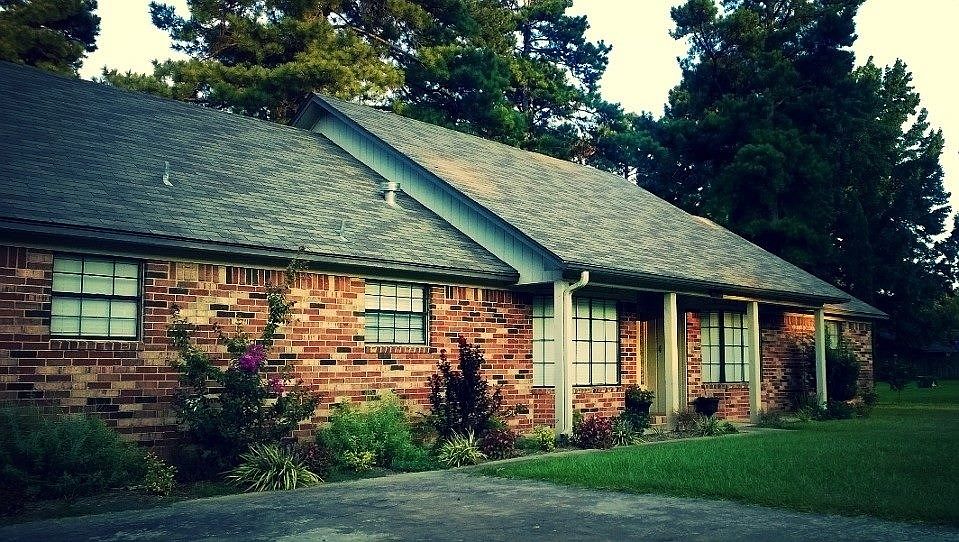 1st image of 6438 Ellen Cir