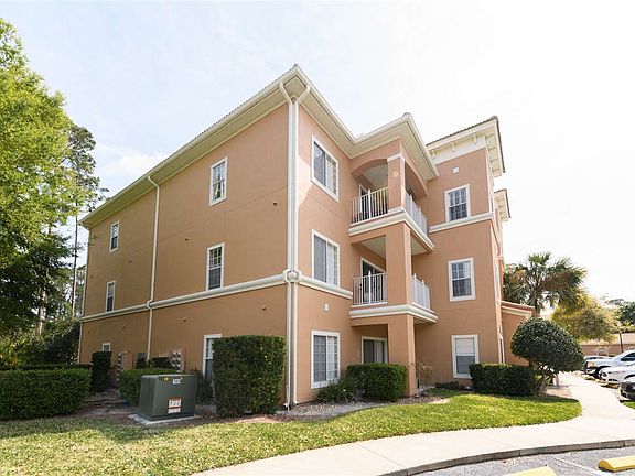 2nd image of 605 Fairway Dr APT 101