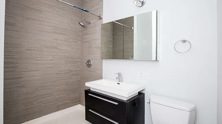 Rented by Nooklyn NYC LLC | media 93