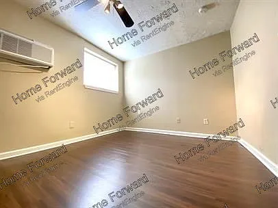 164 Lakeshore Dr #5 — Photo 7