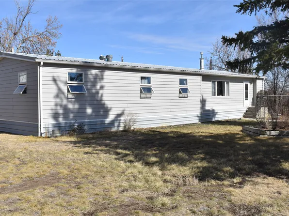 208 2nd Ave SW, Brady, MT 59416
