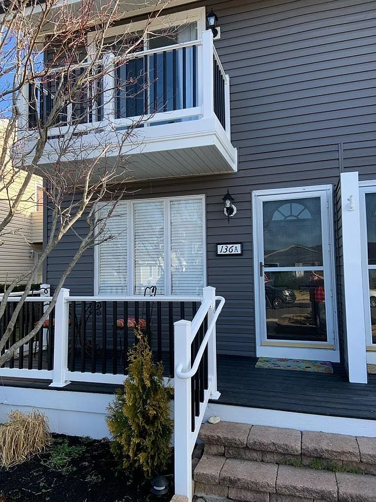 2 bed, 1.5 bath, $2,300 — Photo 1