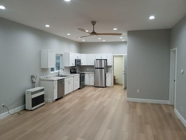 1st image of 332 Pine St