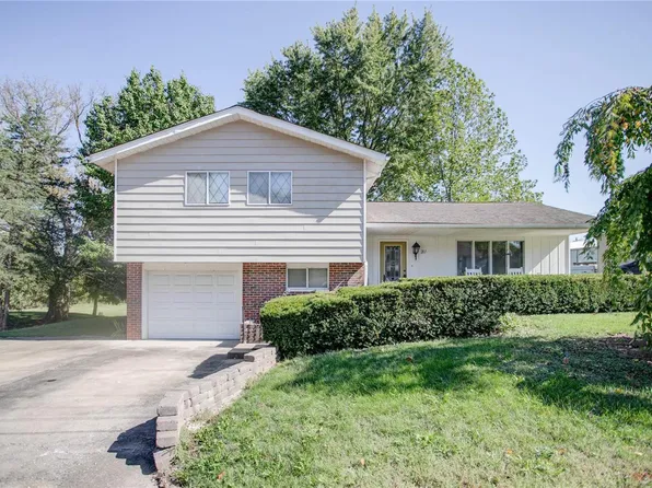 207 N County Rd, Hardin, IL 62047
