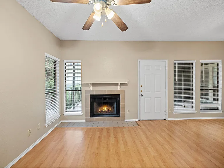 2706 Salado St #210 — Photo 7