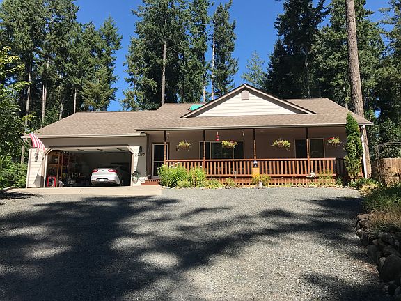 2nd image of 22710 Laceywood Ct SE