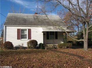 430 Roslyn Ave, Colonial Heights, VA 23834