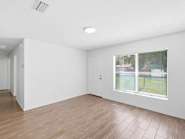 30850 Cherokee Ave — Photo 3