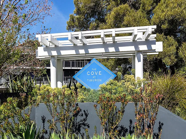 The Cove at Tiburon — Photo 61