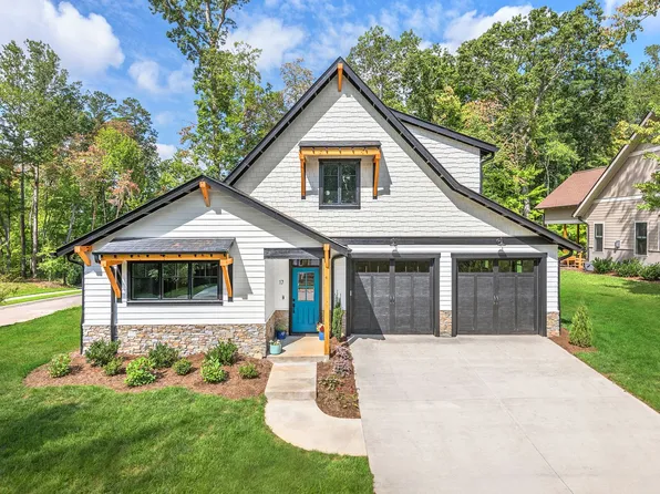 17 Ashe Park Cir, Asheville, NC 28806