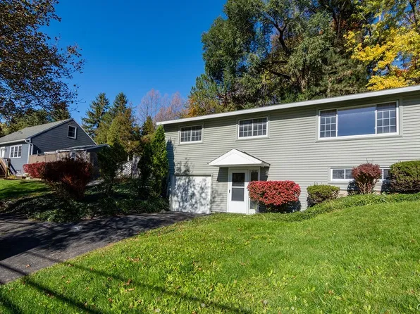 3643 Warners Rd, Syracuse, NY 13209
