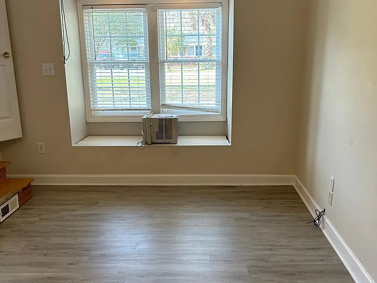 3918 Camellia Dr — Photo 11