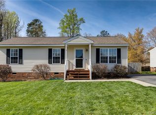 11525 Bailey Woods Dr, Midlothian, VA 23112