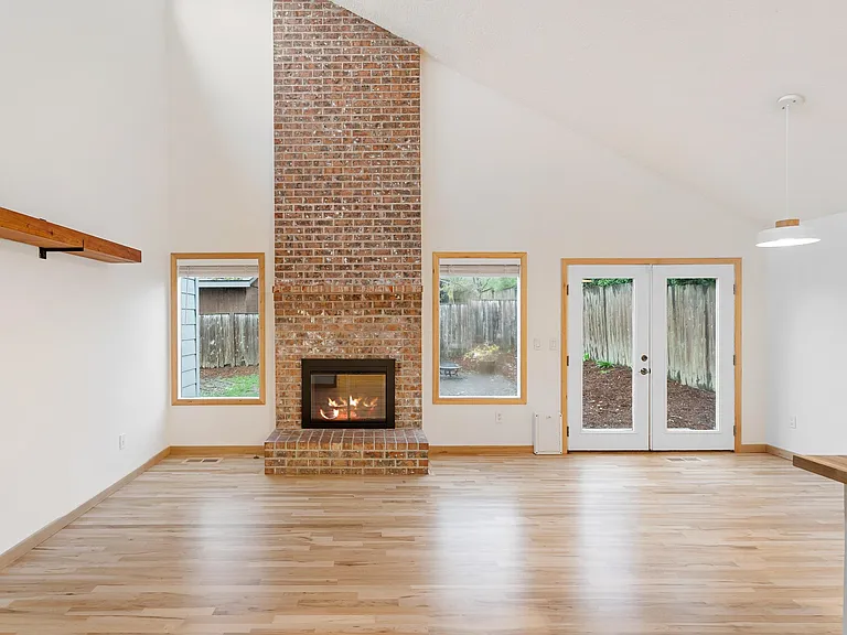 10946 SW 65th Ave — Photo 14