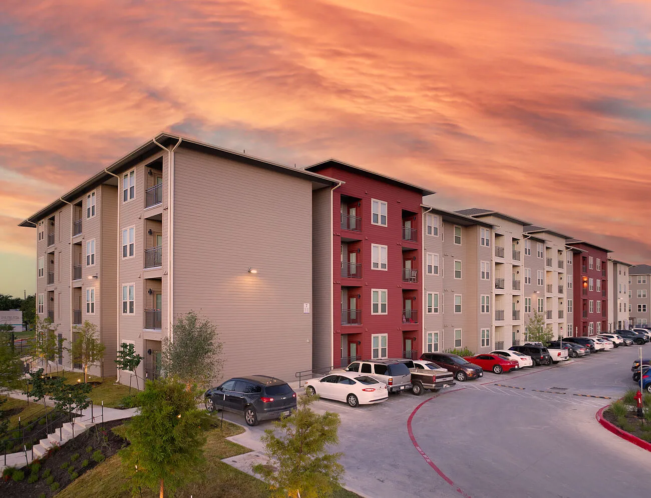 Loma Vista Lofts — Photo 1