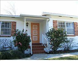 2nd image of 10306 Cliff Cir