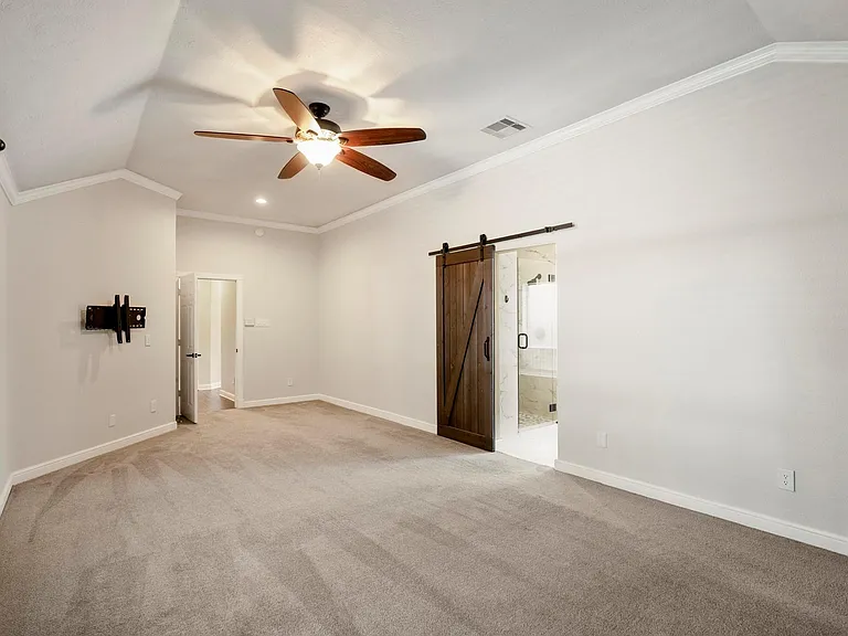 5802 Sawyer Bend Ln — Photo 19