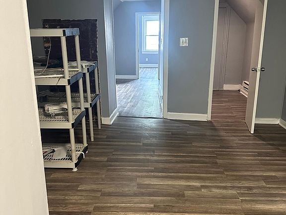 3rd image of 170 S 11th St #3