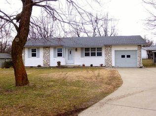 406 Alexander Ct, Marshfield, MO 65706