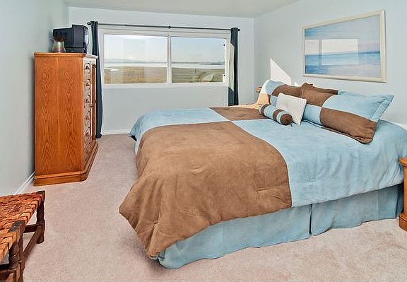 4th image of 3997 Crown Point Dr Unit V34