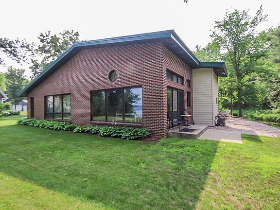 3rd image of 43801 Sylvia Valley Rd