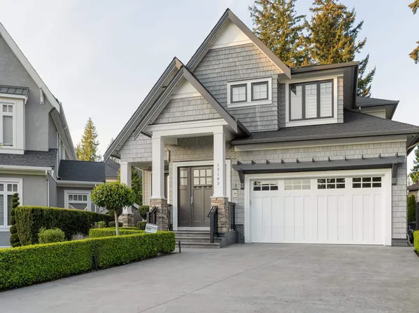 13183 19a Ave, Surrey, BC V4A 9M9