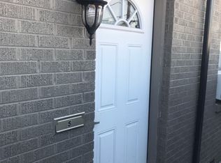 1155 Clayton St APT 5, Denver, CO 80206