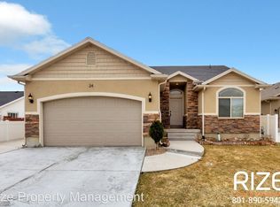 24 E Hanauer Pl, Murray, UT 84107