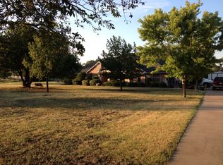 1811 McAlpin Rd, Midlothian, TX 76065