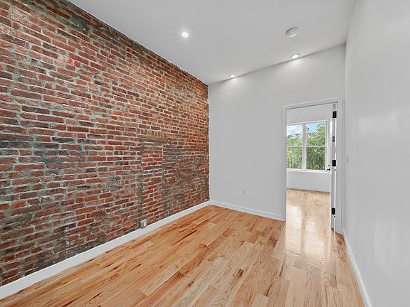 5th image of 284 Suydam St #3B