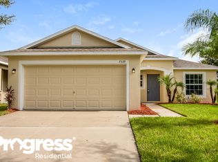 7539 Turtle View Dr, Ruskin, FL 33573