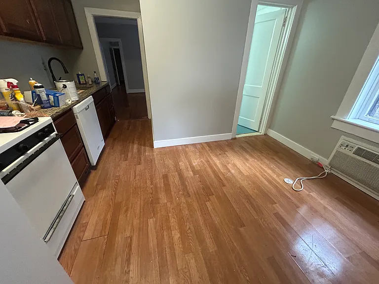 2254 Bryn Mawr Ave #3 — Photo 17