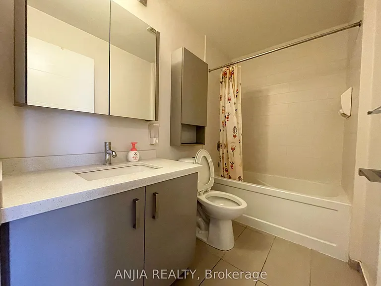 28 Uptown Dr #615 — Photo 18