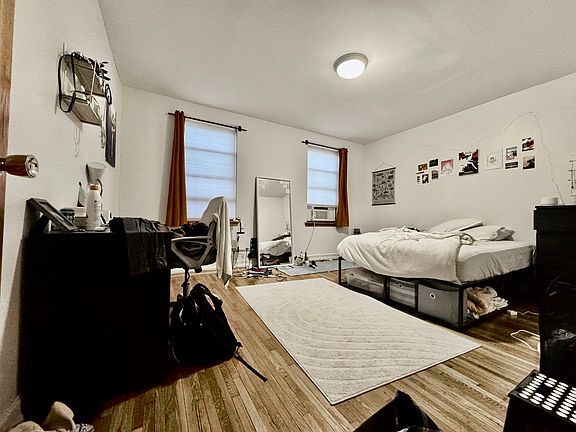 2nd image of 183 Pinehurst Ave APT 34