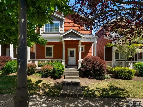4538 Edgewater Boulevard NE, Lacey, WA 98516