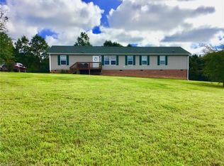 4053 Rice Dr, Asheboro, NC 27205