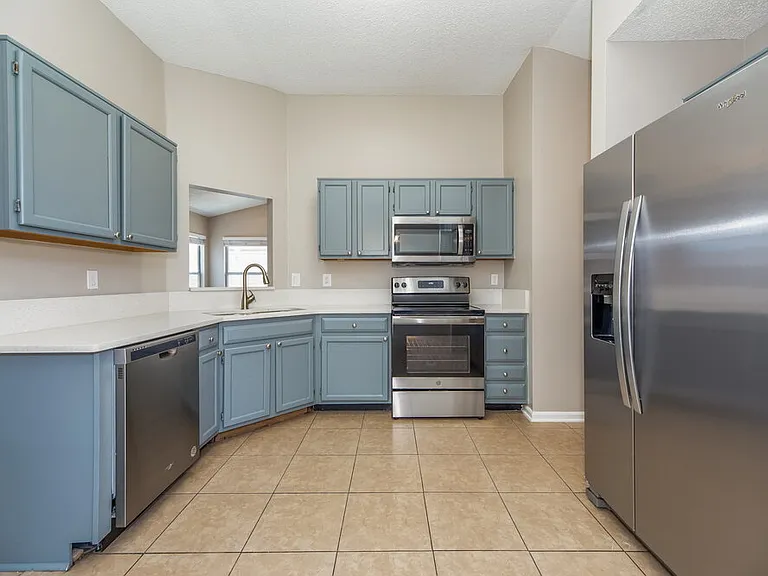 309 Carriann Cove Trl W — Photo 9