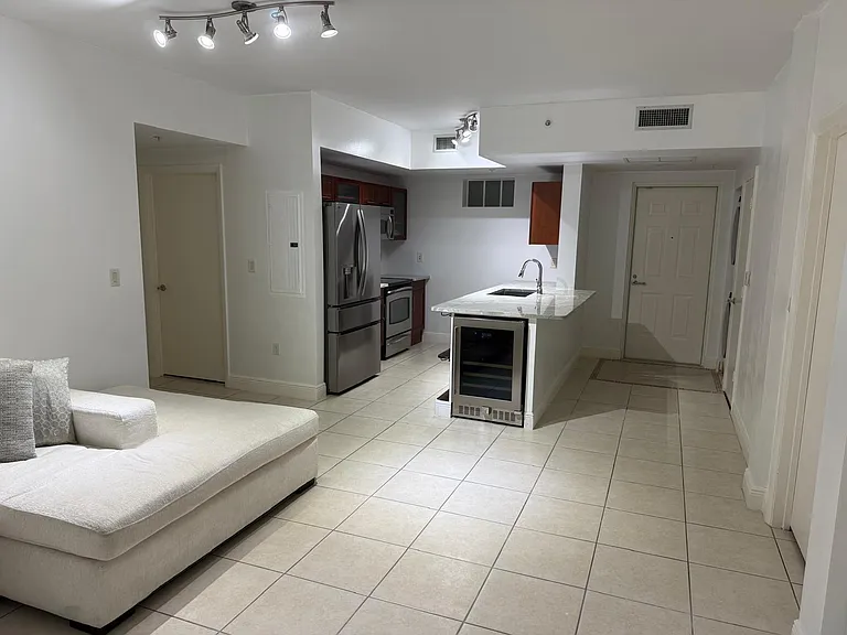 7275 SW 90th Way #G311 — Photo 19