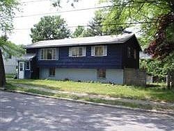 2nd image of 53 Leighton Rd