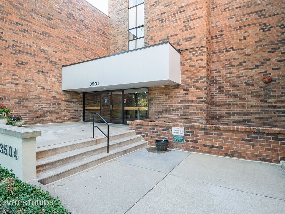 1st image of 3504 Lakeview Dr APT 211
