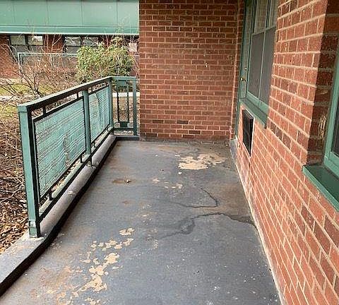 4th image of 83 Morgan St #1H