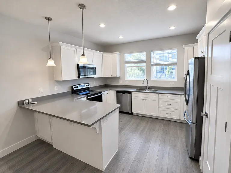4492 W Watchmen Way — Photo 6