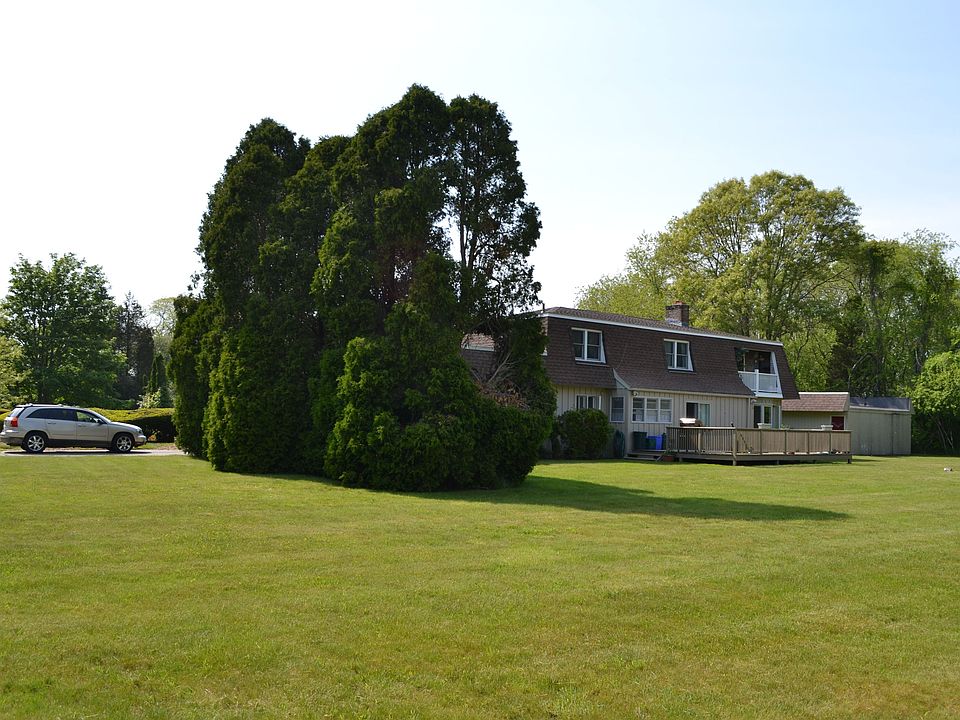 2nd image of 46 Fairway Ave APT 4