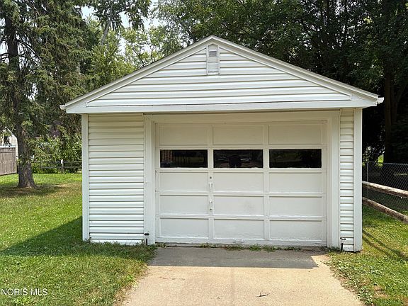 4th image of 2022 Hogarth Rd