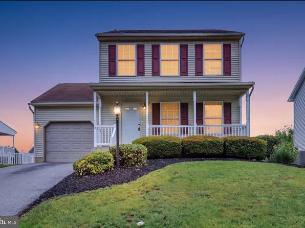 13 Kingsbridge Cir, Carlisle, PA 17013