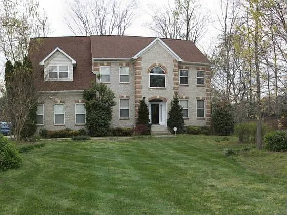 2346 Ashford Ln photo 1
