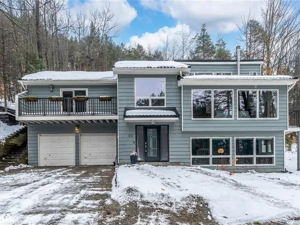 22 Pine Ridge Trl, Oro Medonte, ON L4M 4Y8