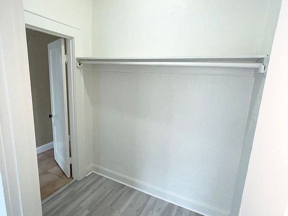 5th image of 323 N Westland Ave #8