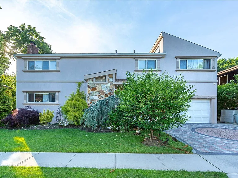 3 Edgewood Pl — Photo 1